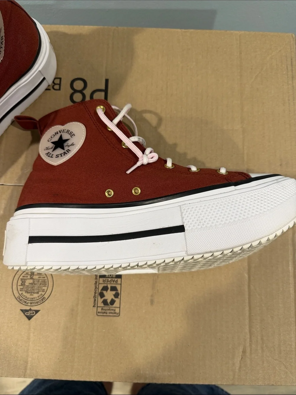 Converse unisex valentines